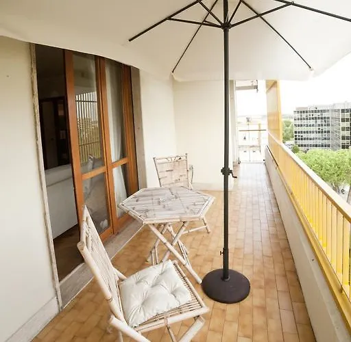 Roman Holidays All'eur Apartment Rom